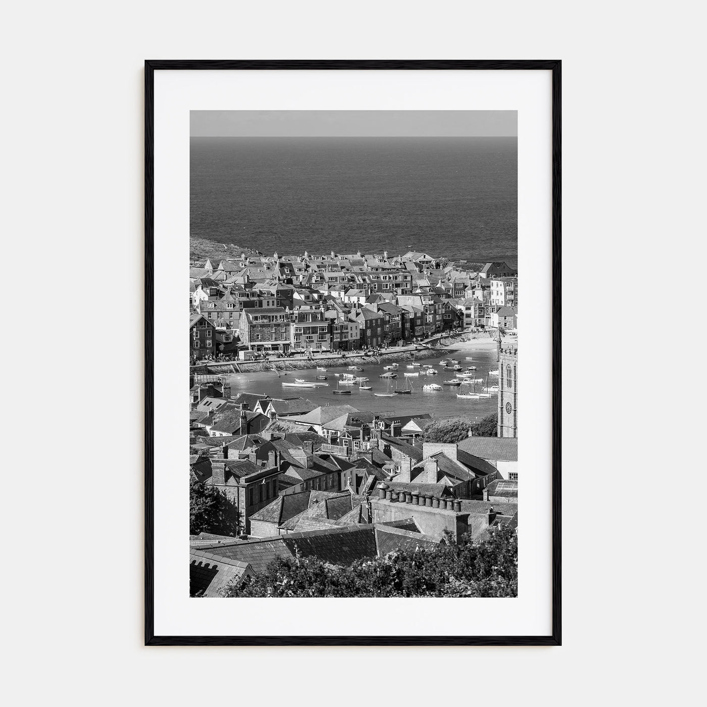 England Photo B&W Poster