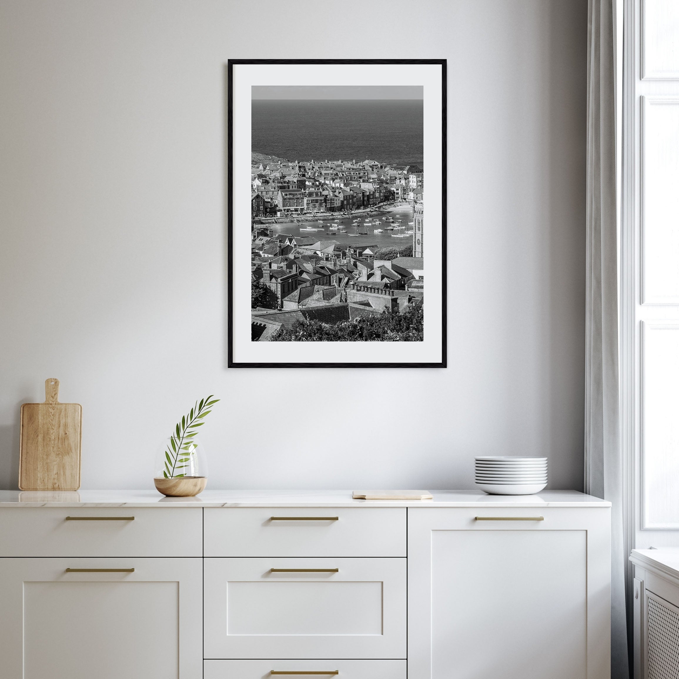 England Photo B&W Poster