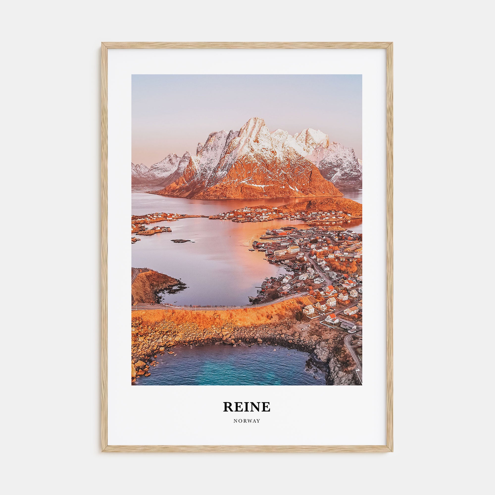Reine Portrait Color Poster