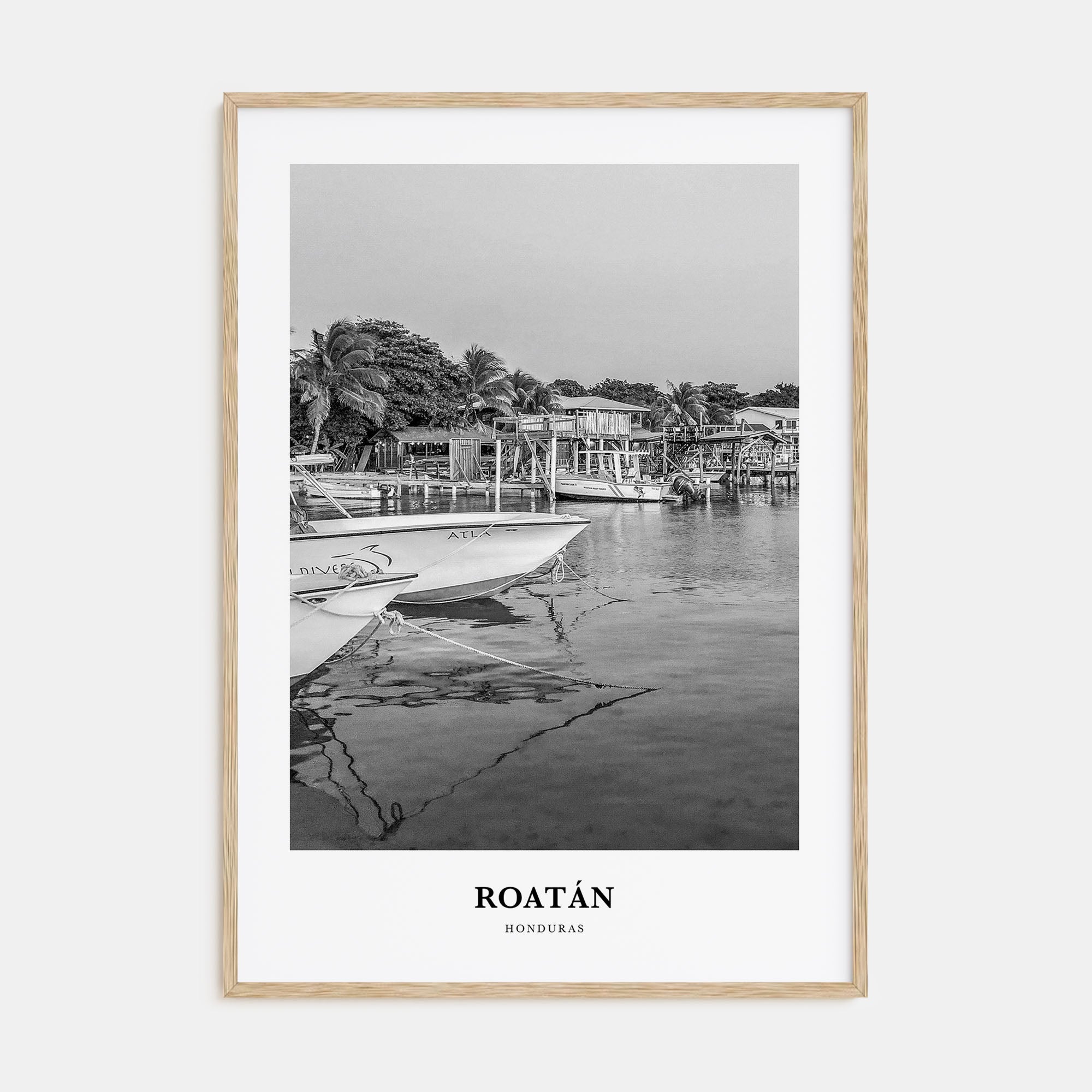 Roatán Portrait B&W Poster