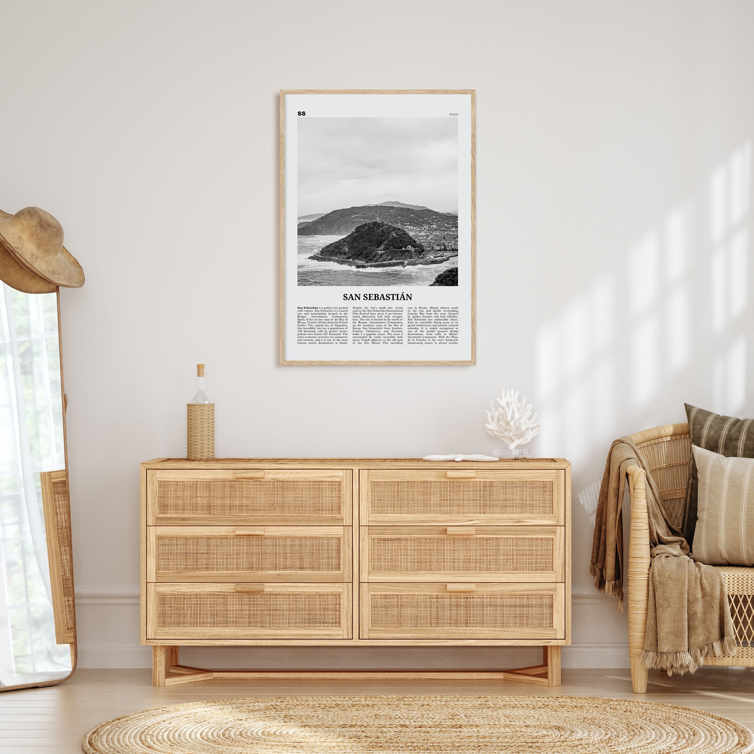 San Sebastián Travel B&W No 2 Poster