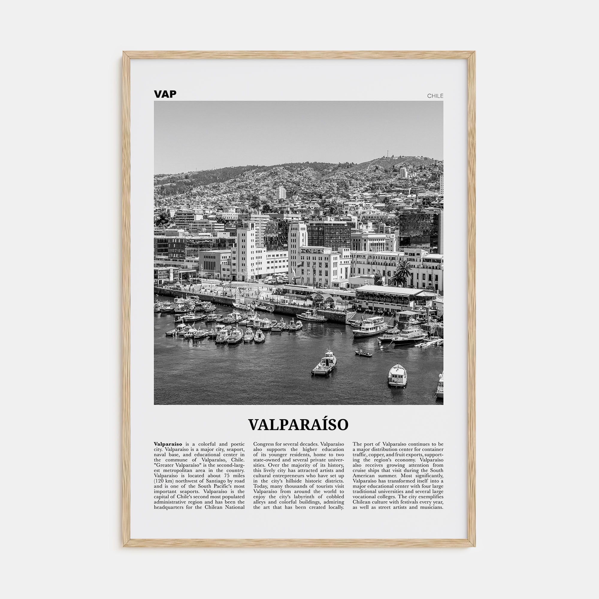 Valparaíso Travel B&W Poster